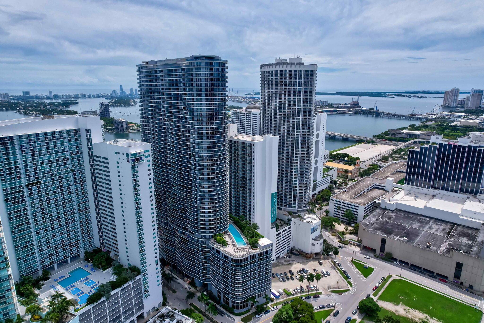 image Aria On The Bay Condo57
