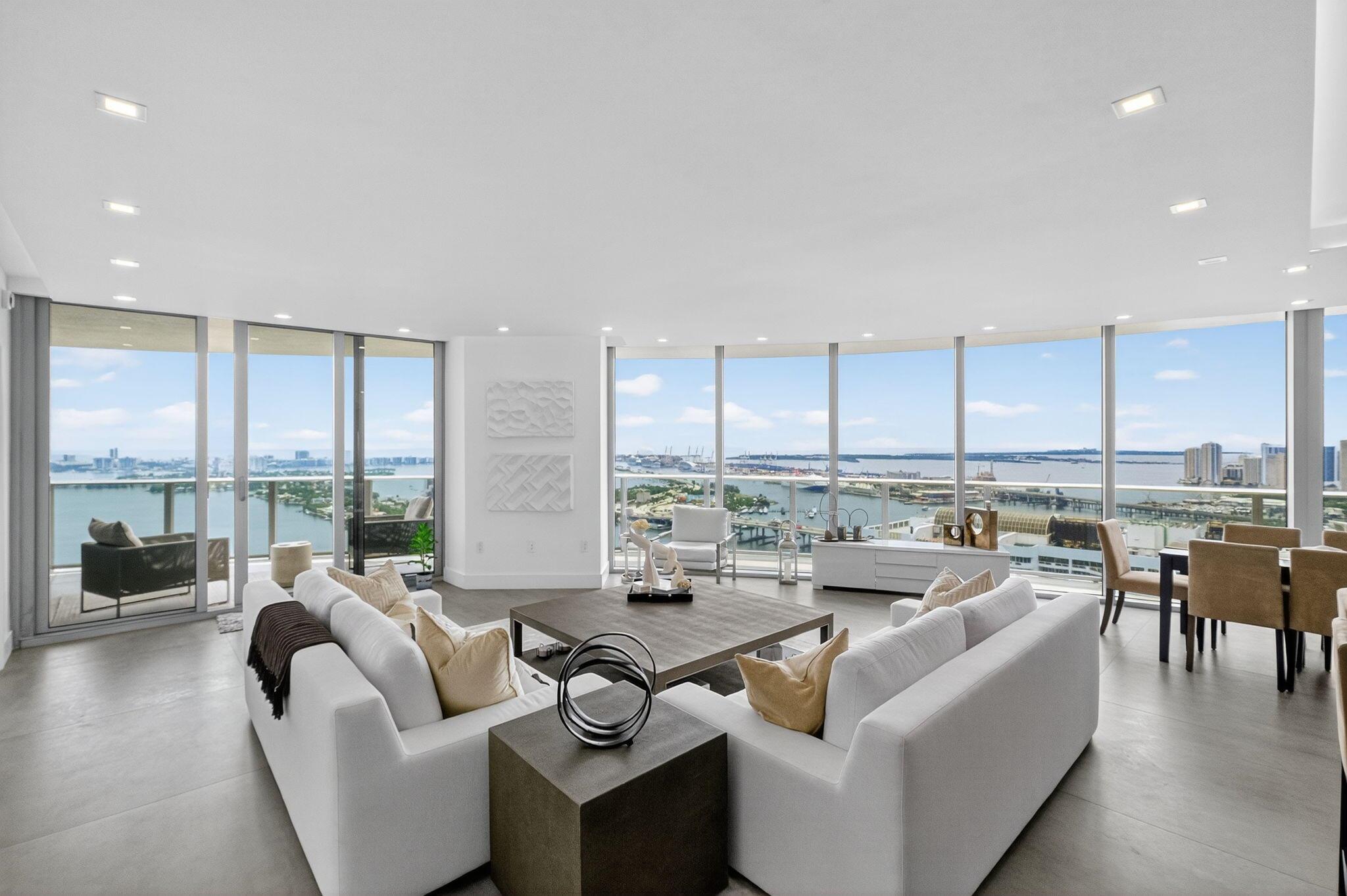 image Aria On The Bay Condo5