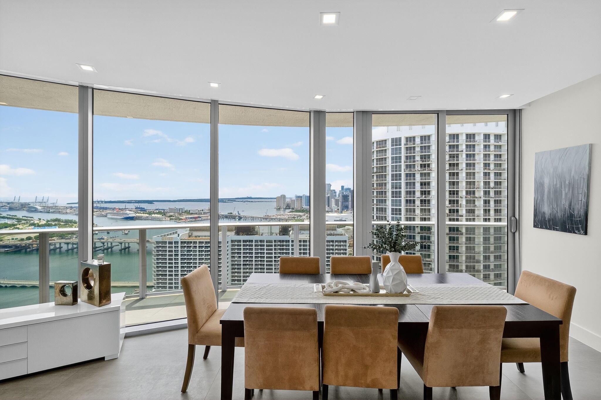 image Aria On The Bay Condo8