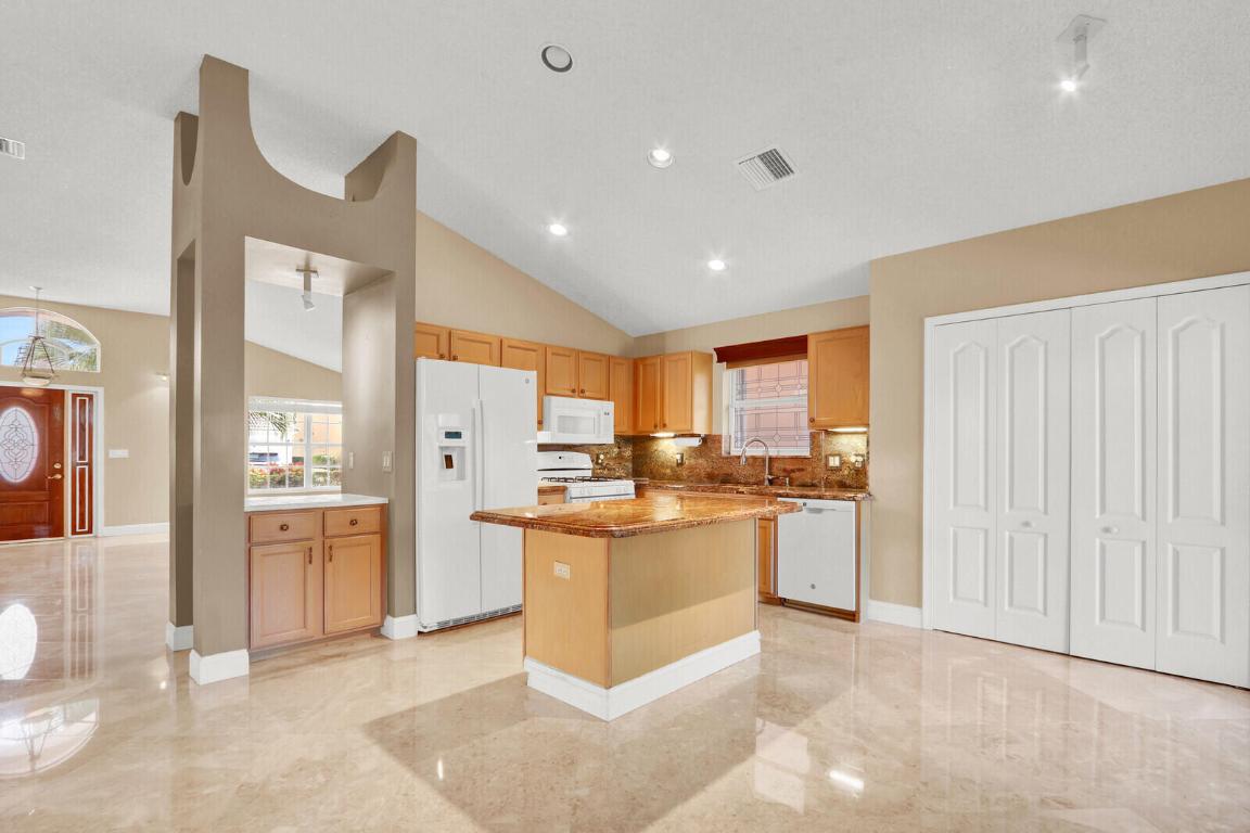 121 Egret Jupiter, FL 33458