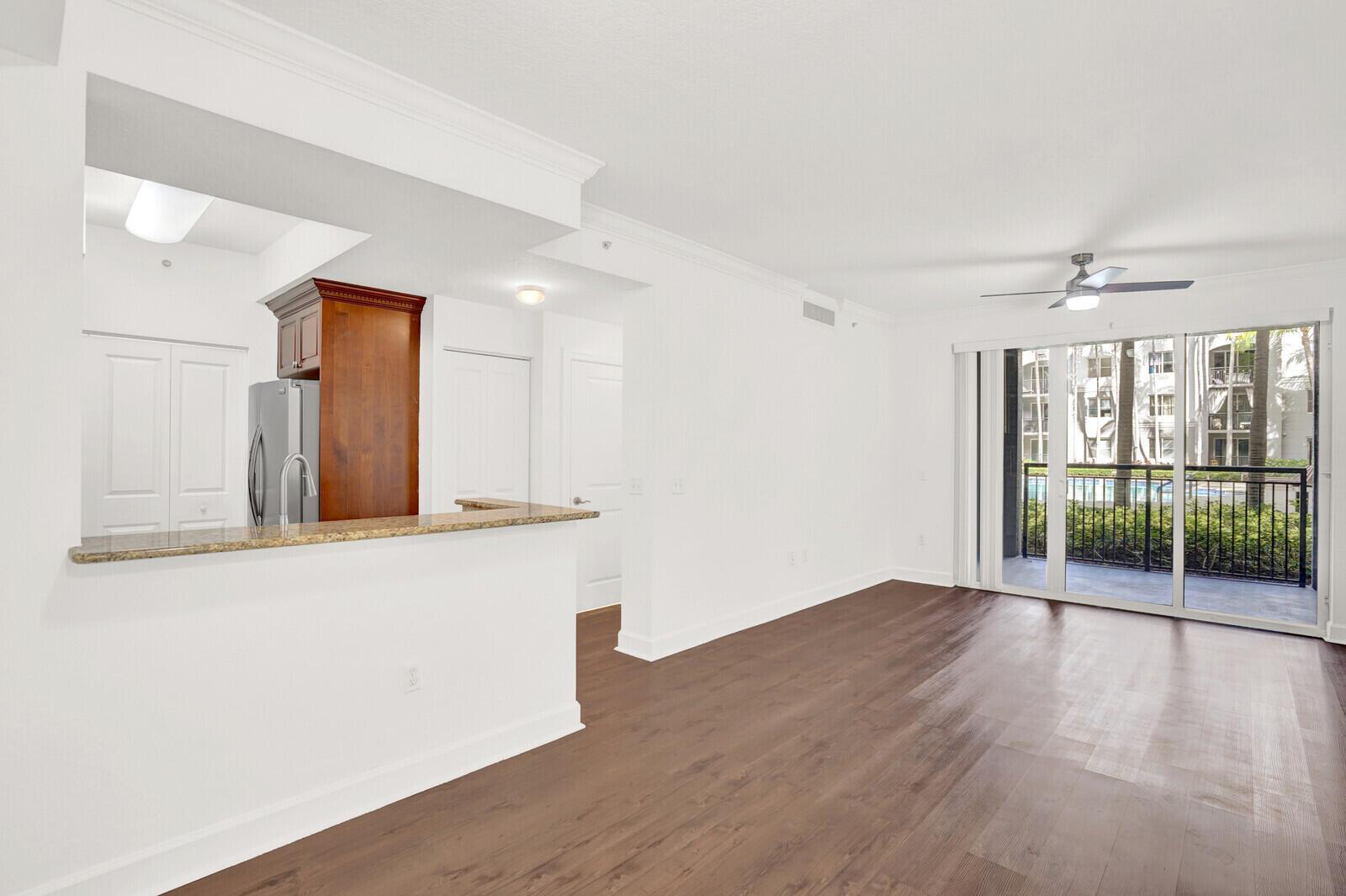 1690 Renaissance Cmns Blvd #1121