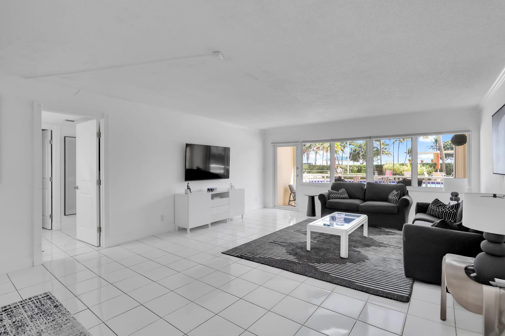 328 N Ocean Blvd #104 Pompano Beach, FL 33062