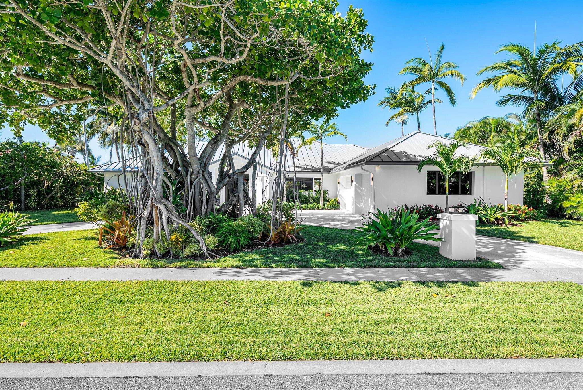 40 Spoonbill Rd Manalapan, FL 33462