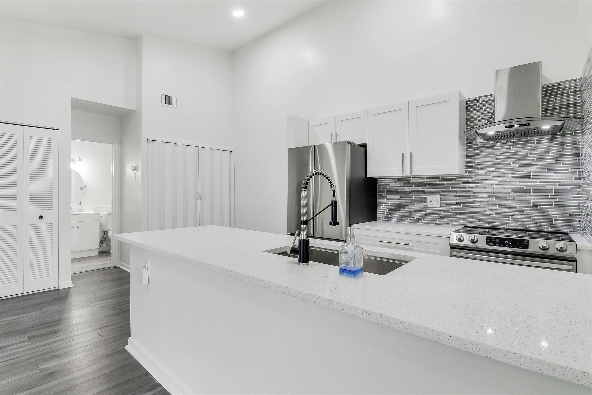 6392 Chasewood Dr #F Jupiter, FL 33458