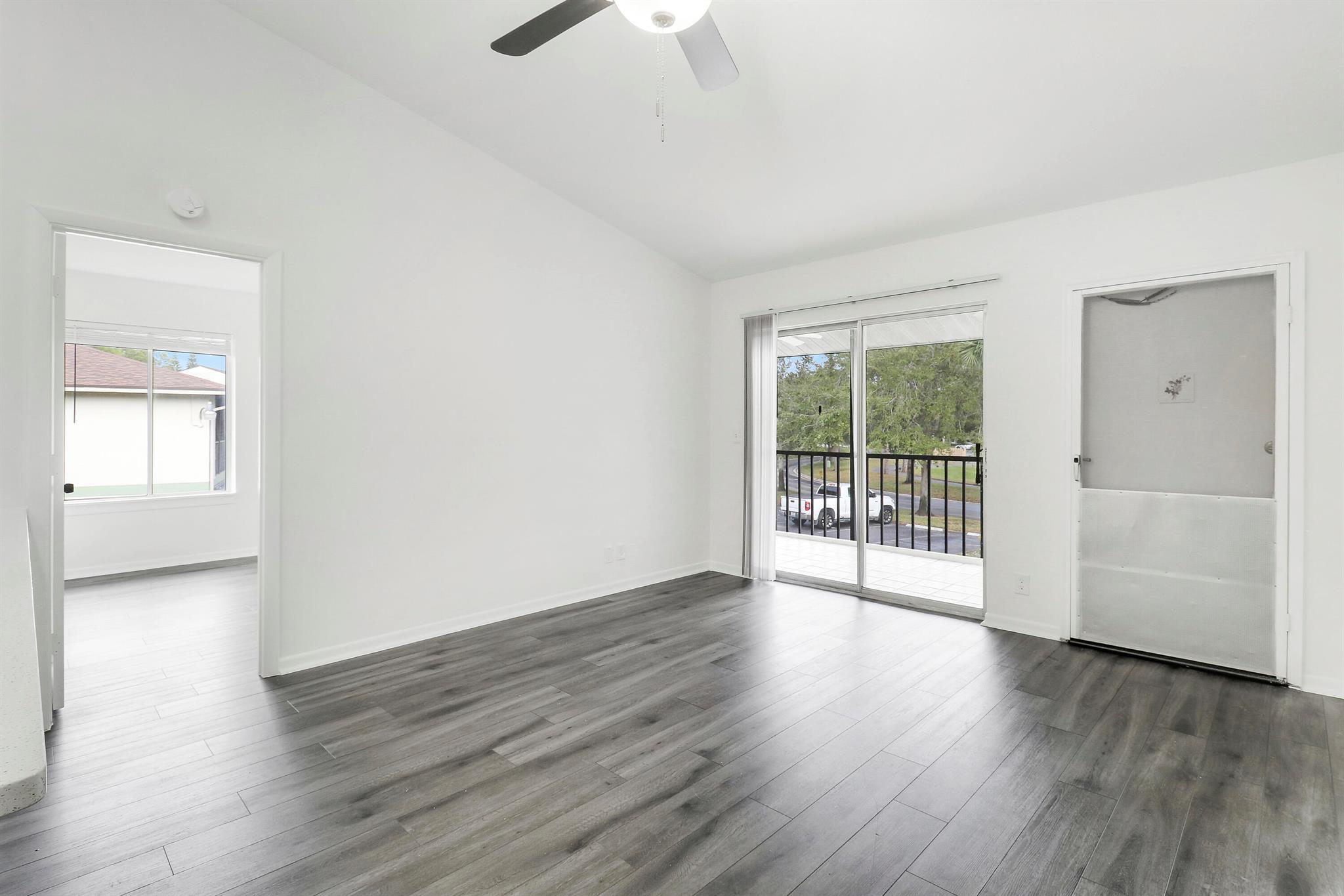 6392 Chasewood Dr #F Jupiter, FL 33458