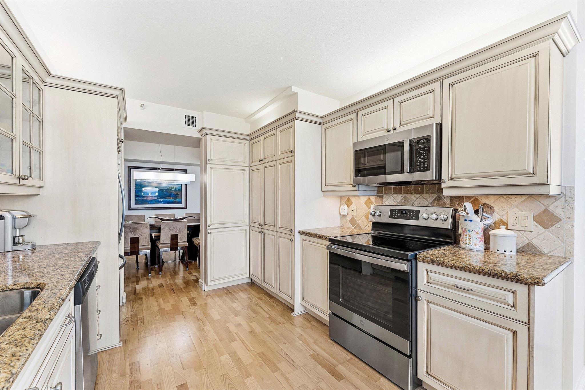 4600 S Ocean Blvd #1102 Highland Beach, FL 33487