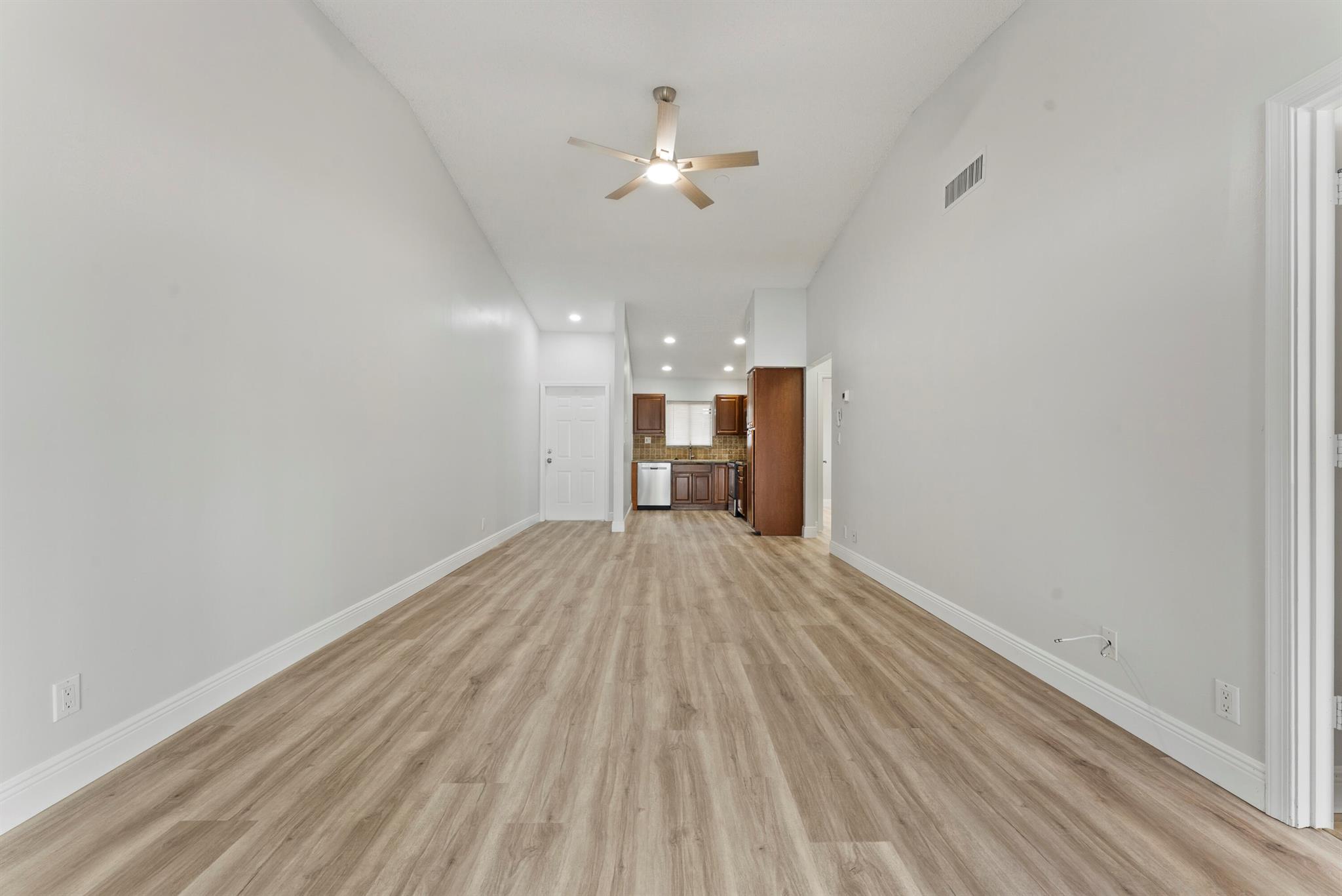 2900 Olivewood Ter #201 Boca Raton, FL 33431