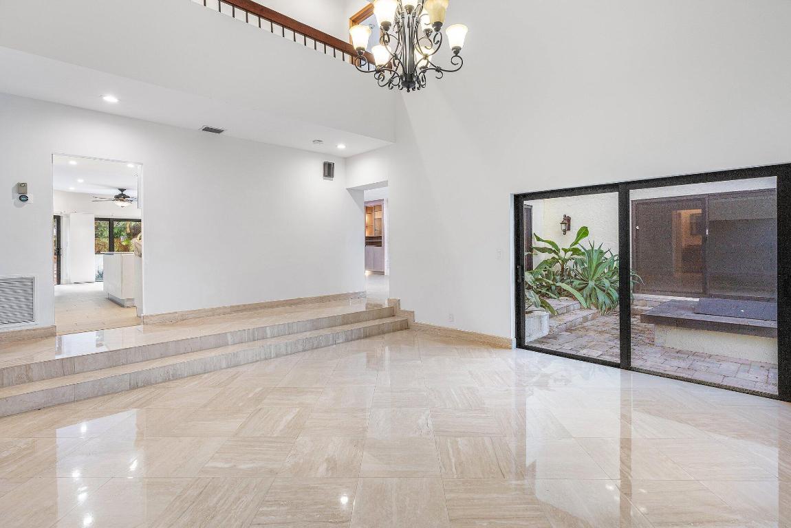 4140 Sanctuary Ln Boca Raton, FL 33431