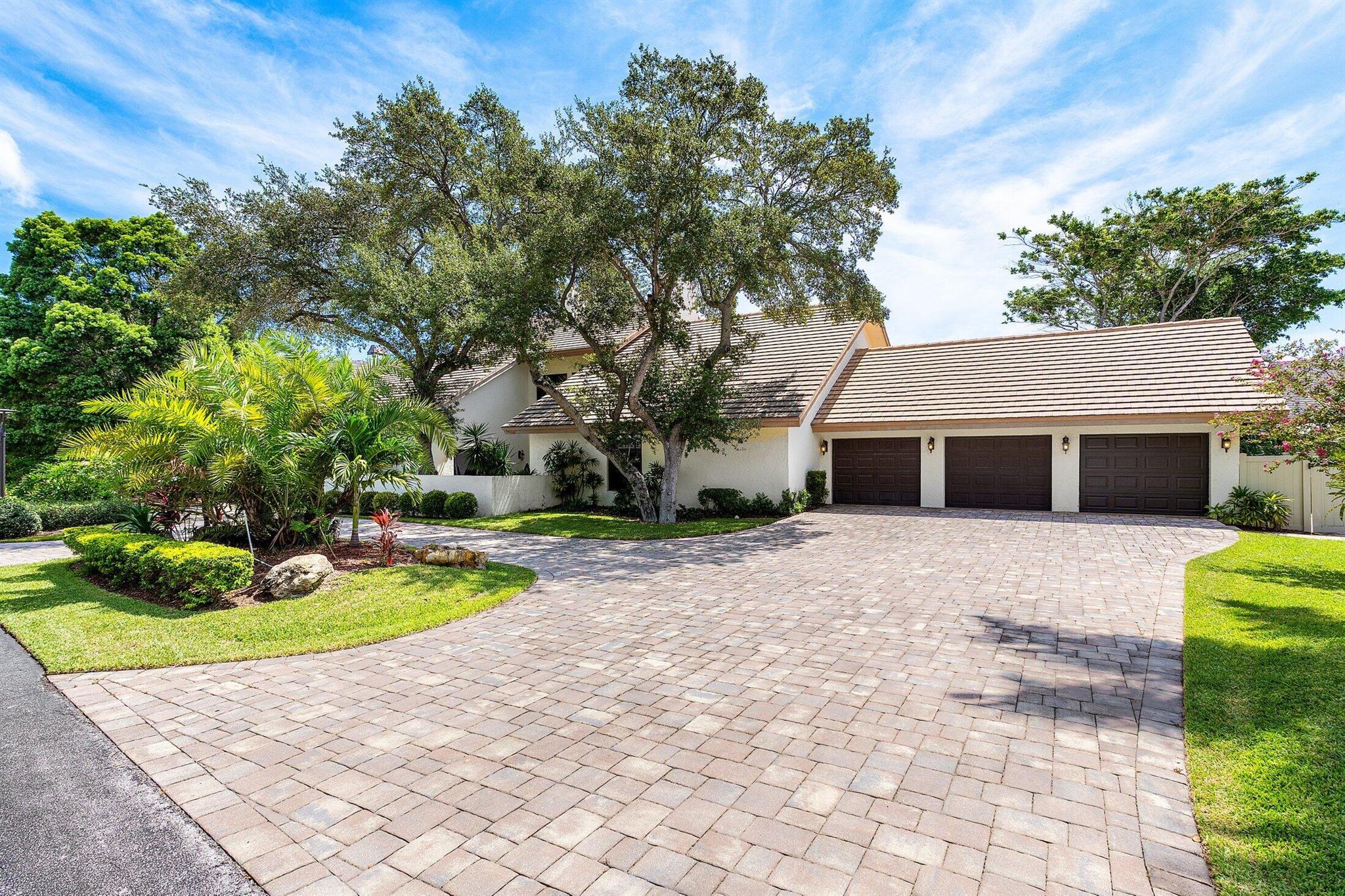 4140 Sanctuary Ln Boca Raton, FL 33431