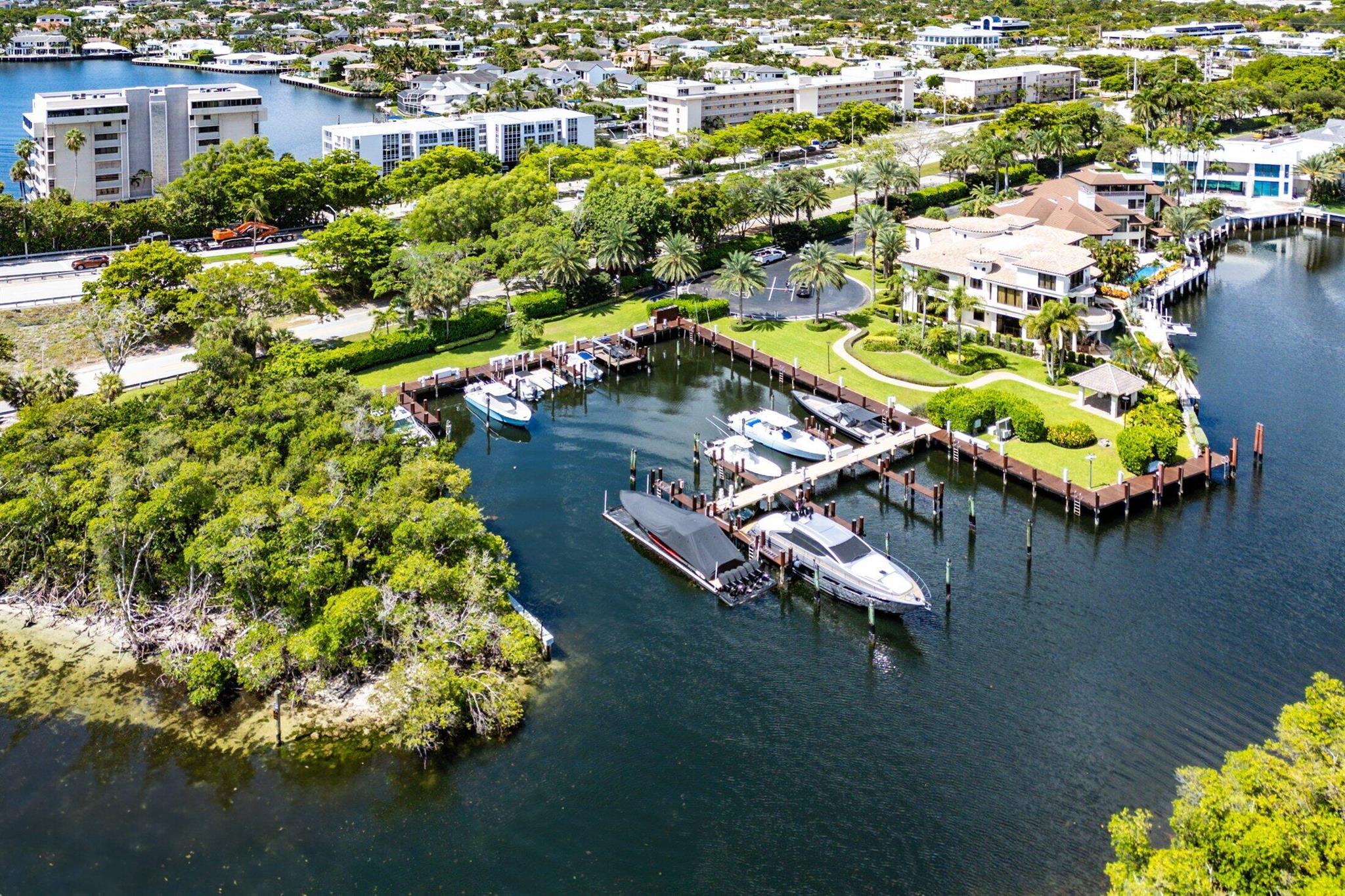 4140 Sanctuary Ln Boca Raton, FL 33431