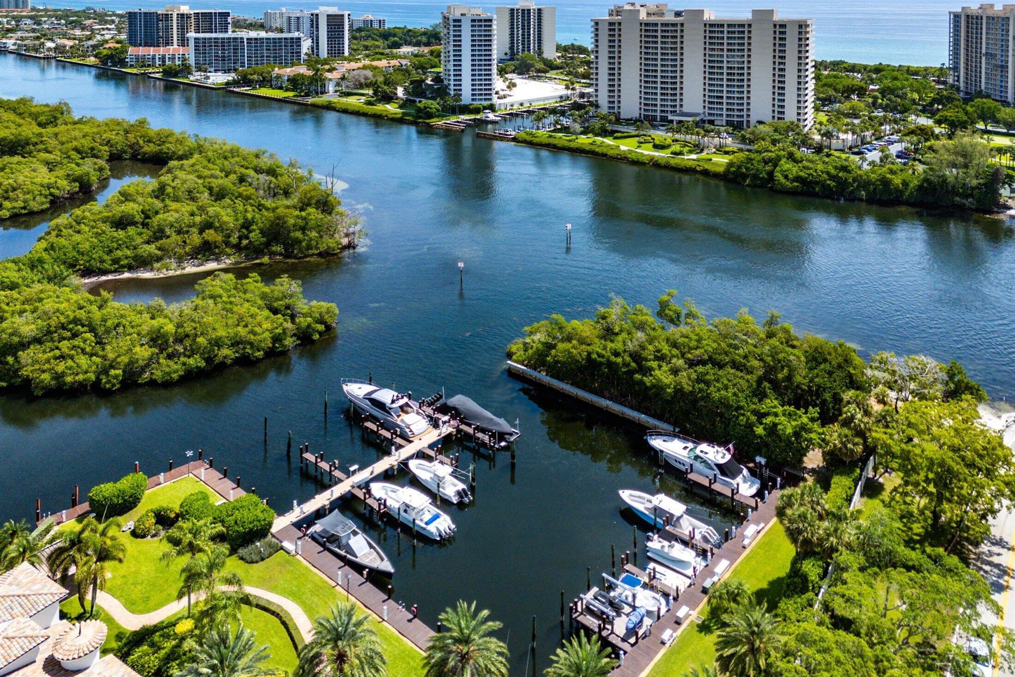 4140 Sanctuary Ln Boca Raton, FL 33431