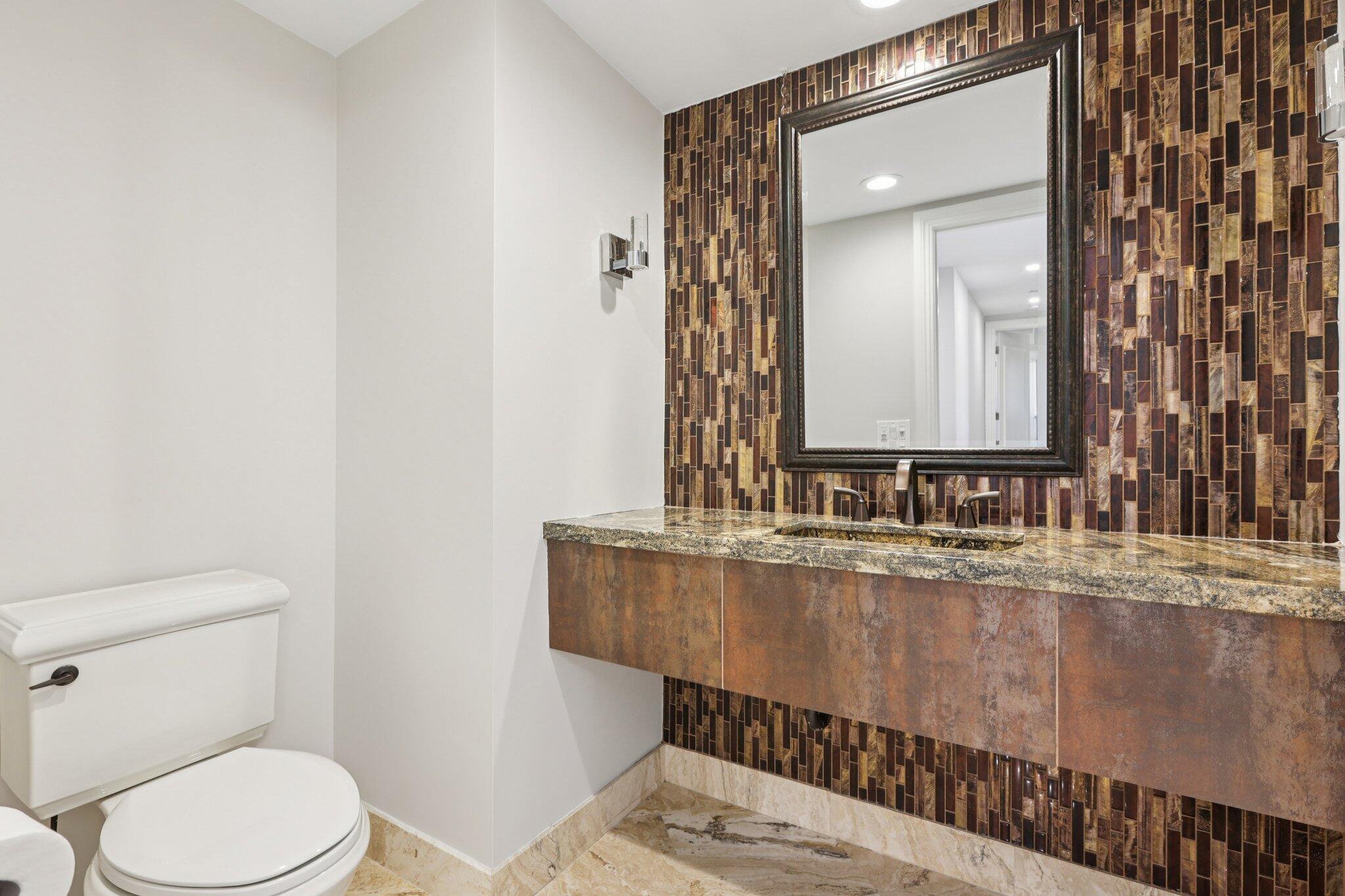 2640 Lake Shr #1510 Riviera Beach, FL 33404