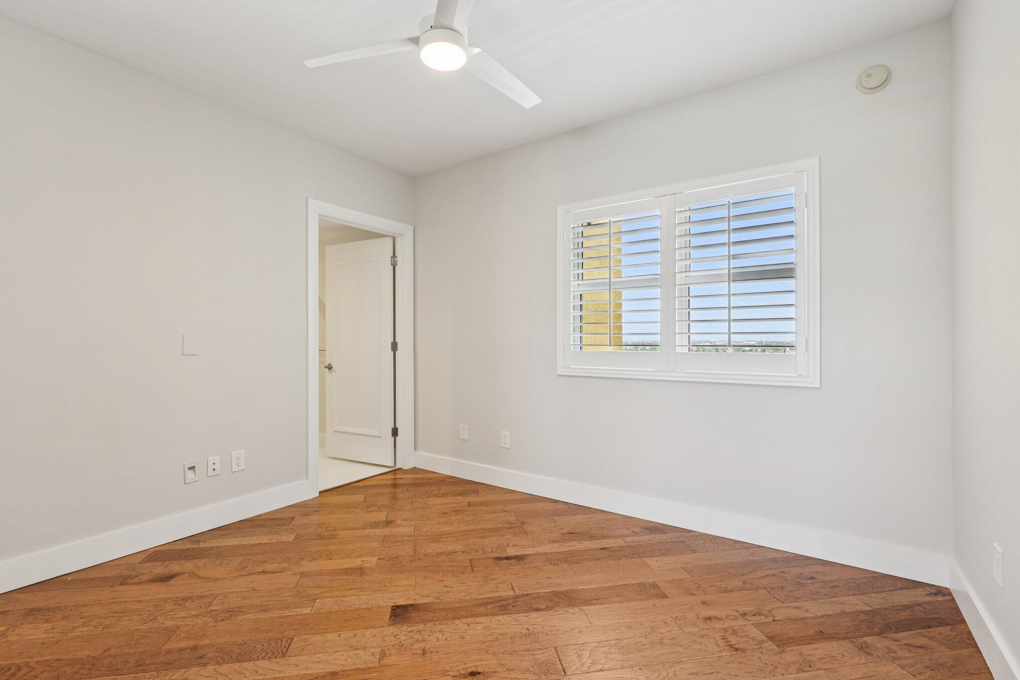 2640 Lake Shr #1510 Riviera Beach, FL 33404