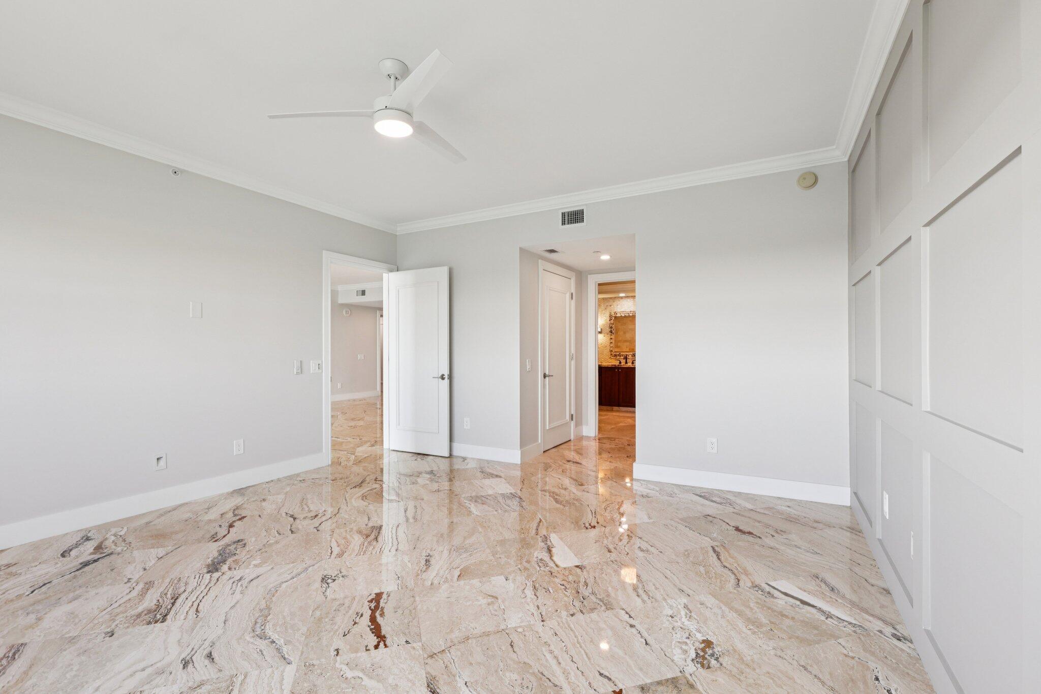 2640 Lake Shr #1510 Riviera Beach, FL 33404