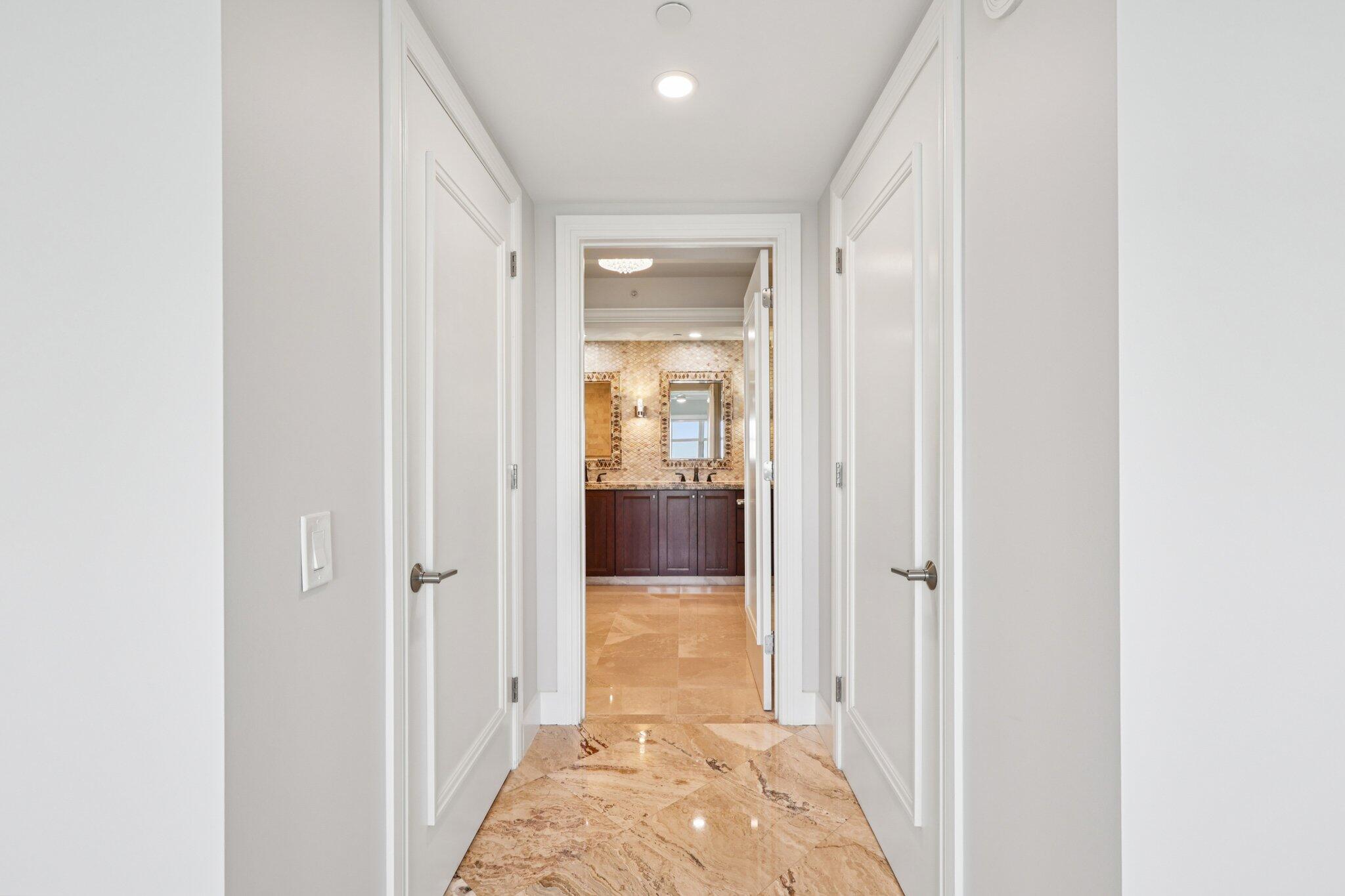 2640 Lake Shr #1510 Riviera Beach, FL 33404