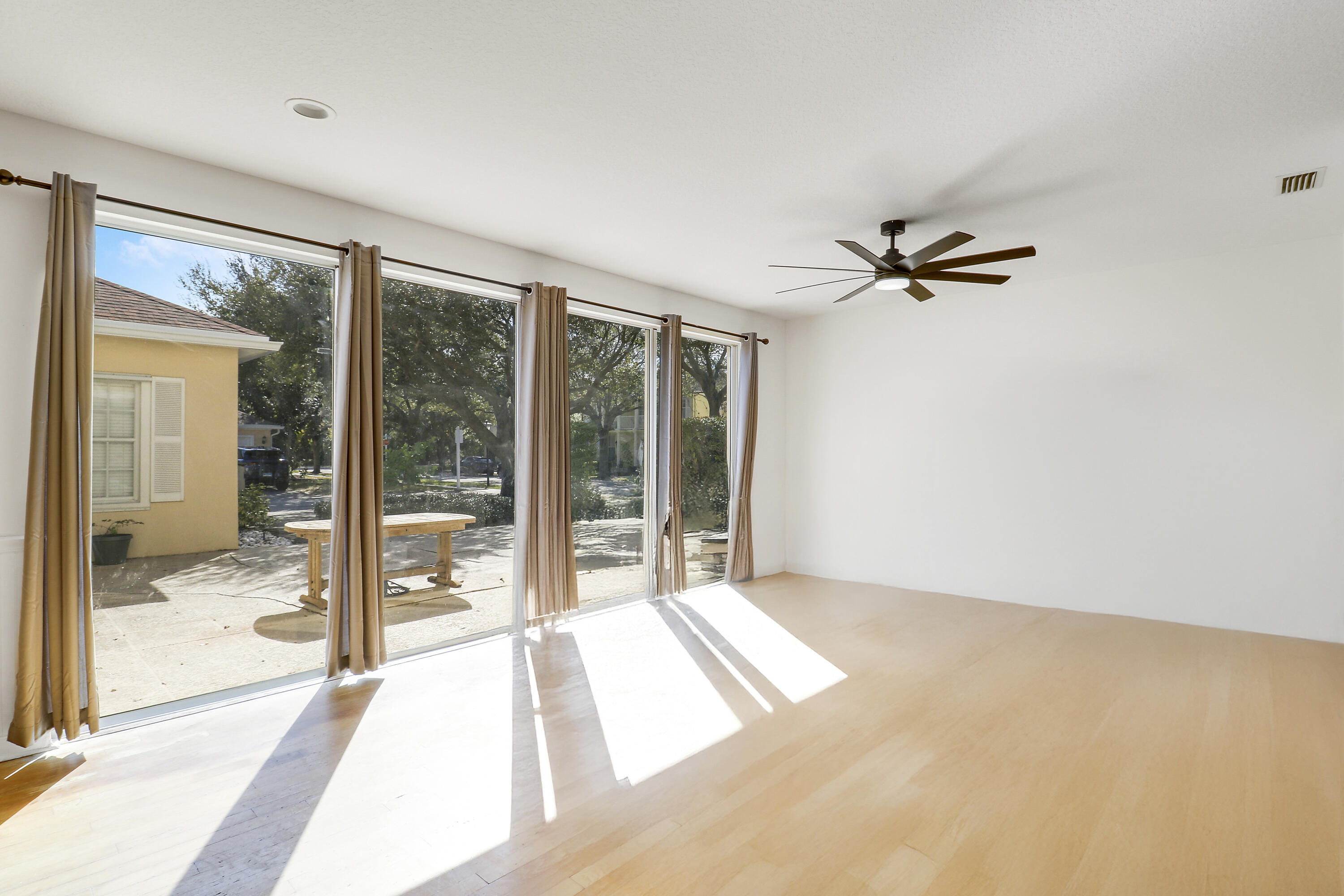 126 Peabody Jupiter, FL 33458