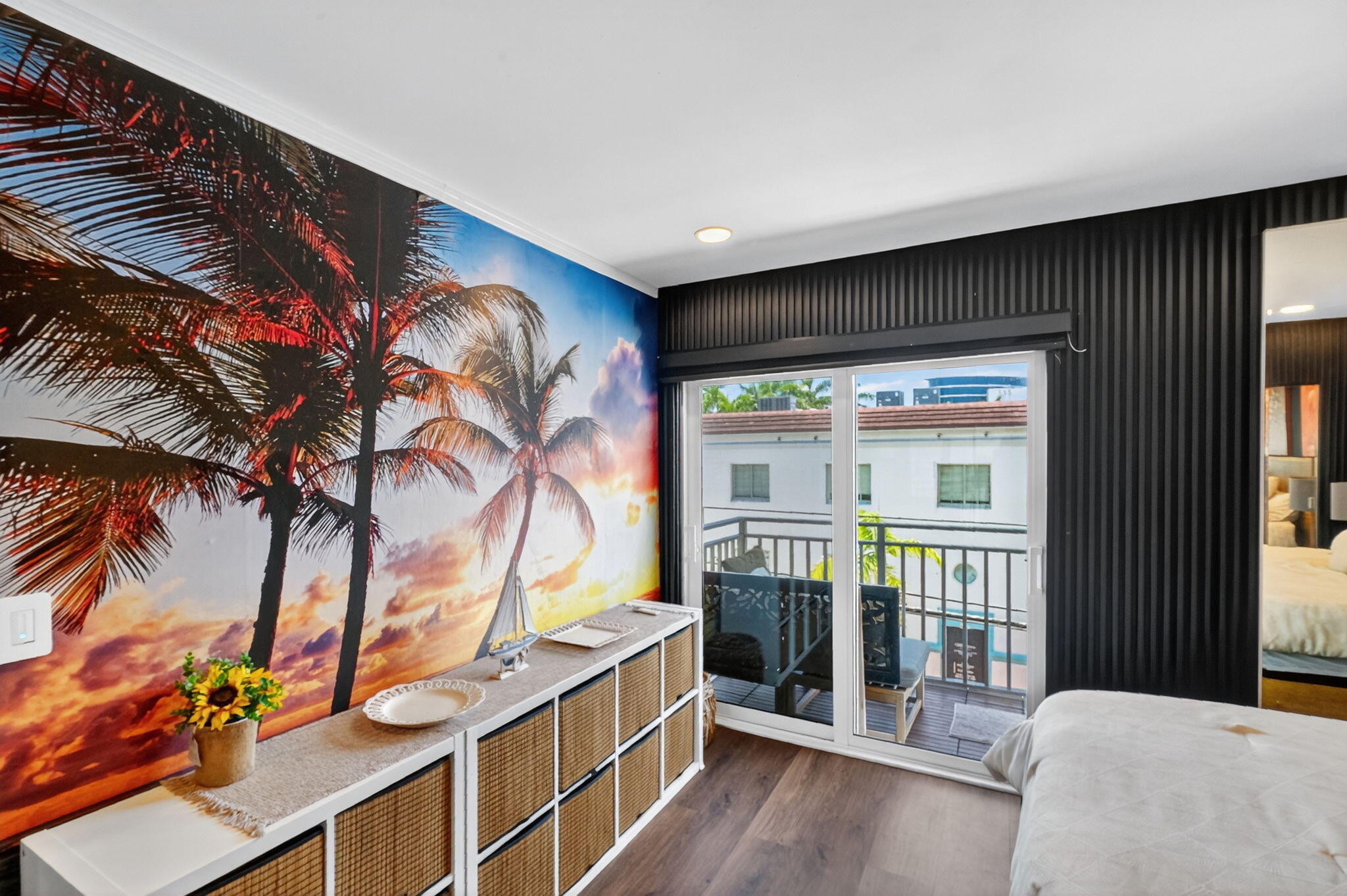 363 Washington #32 Miami Beach, FL 33139