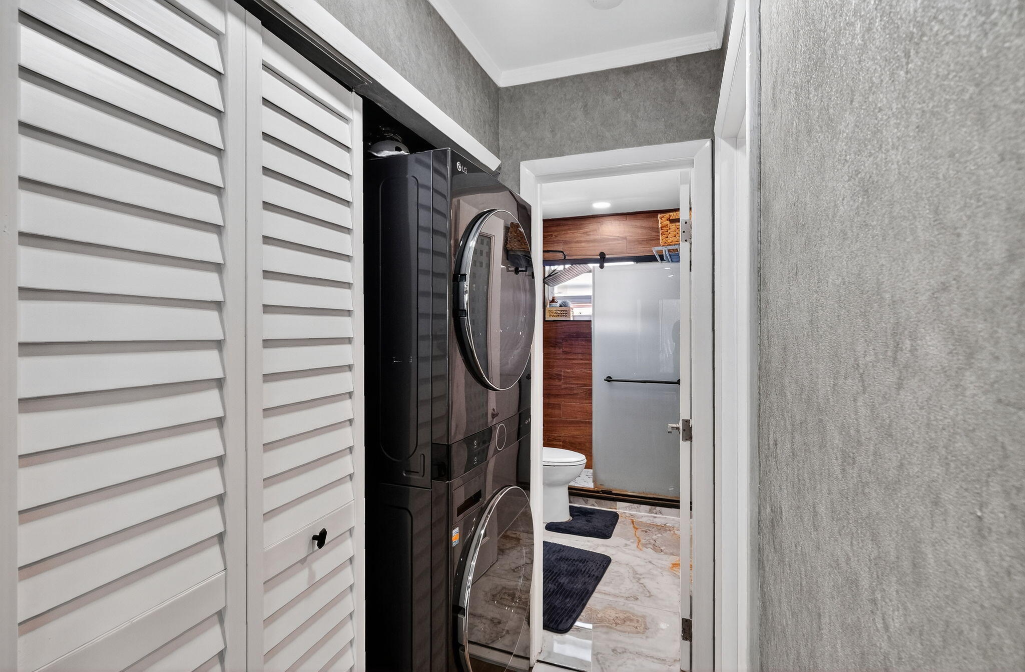 363 Washington #32 Miami Beach, FL 33139