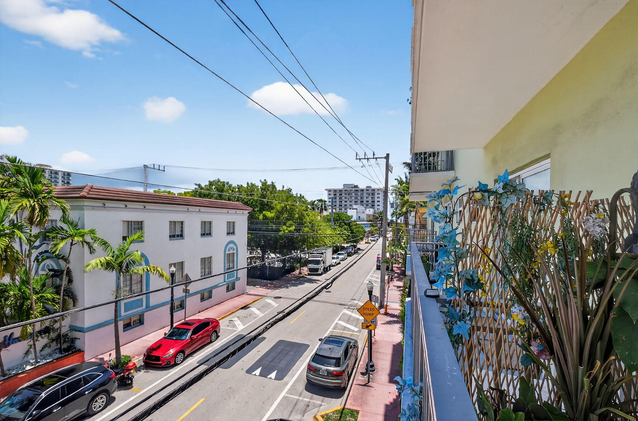 363 Washington #32 Miami Beach, FL 33139