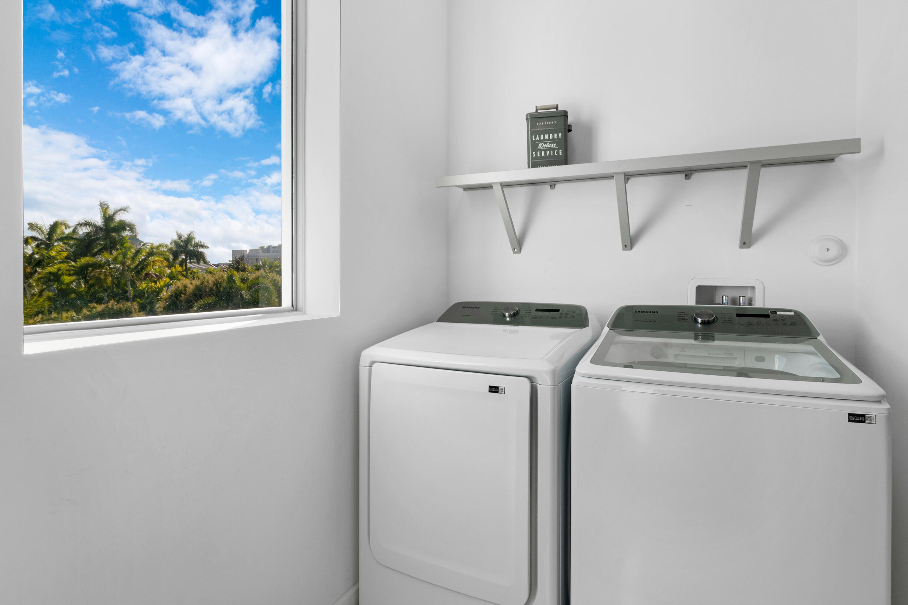 15 SE 11th Fort Lauderdale, FL 33301