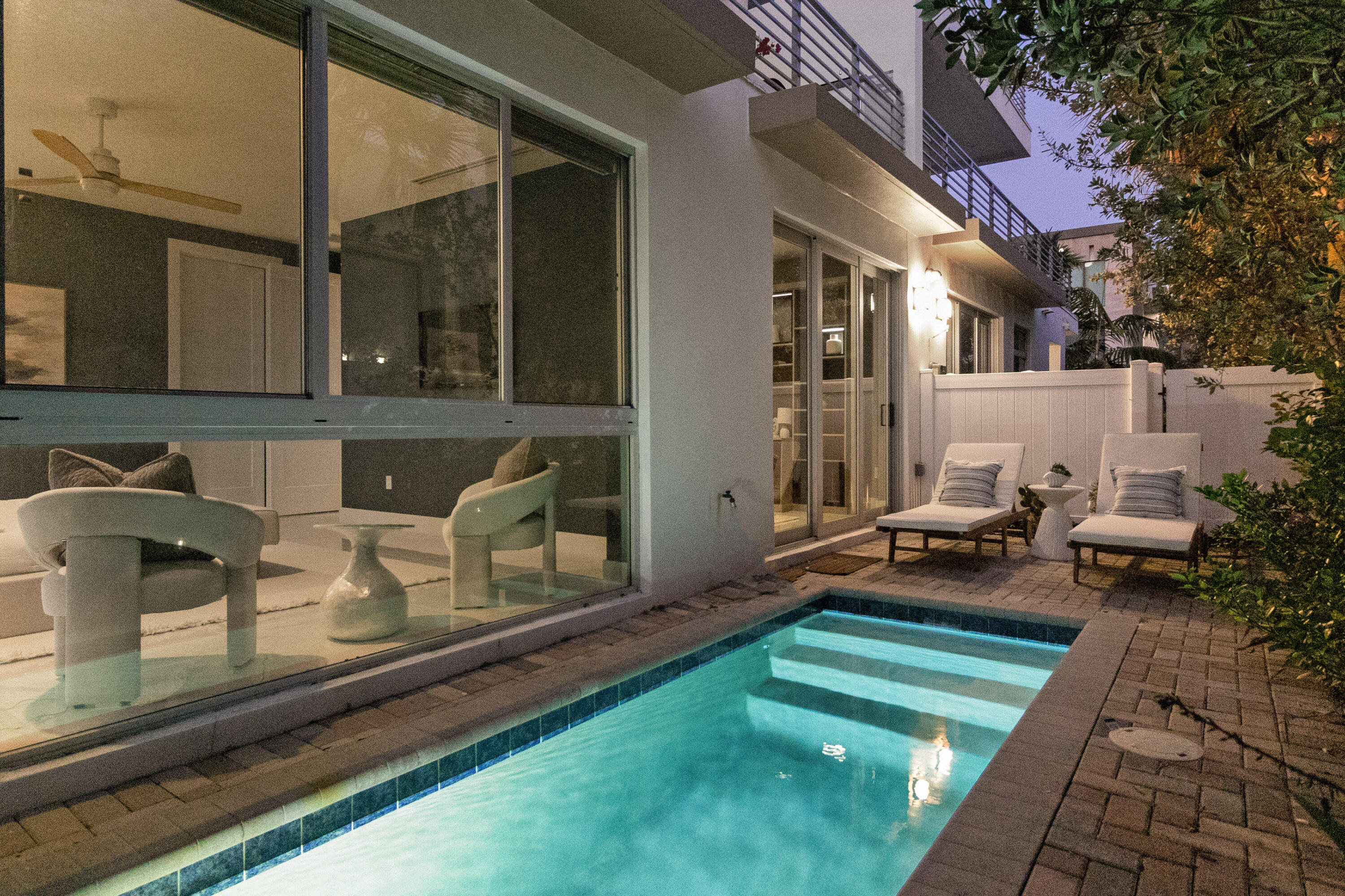 15 SE 11th Fort Lauderdale, FL 33301