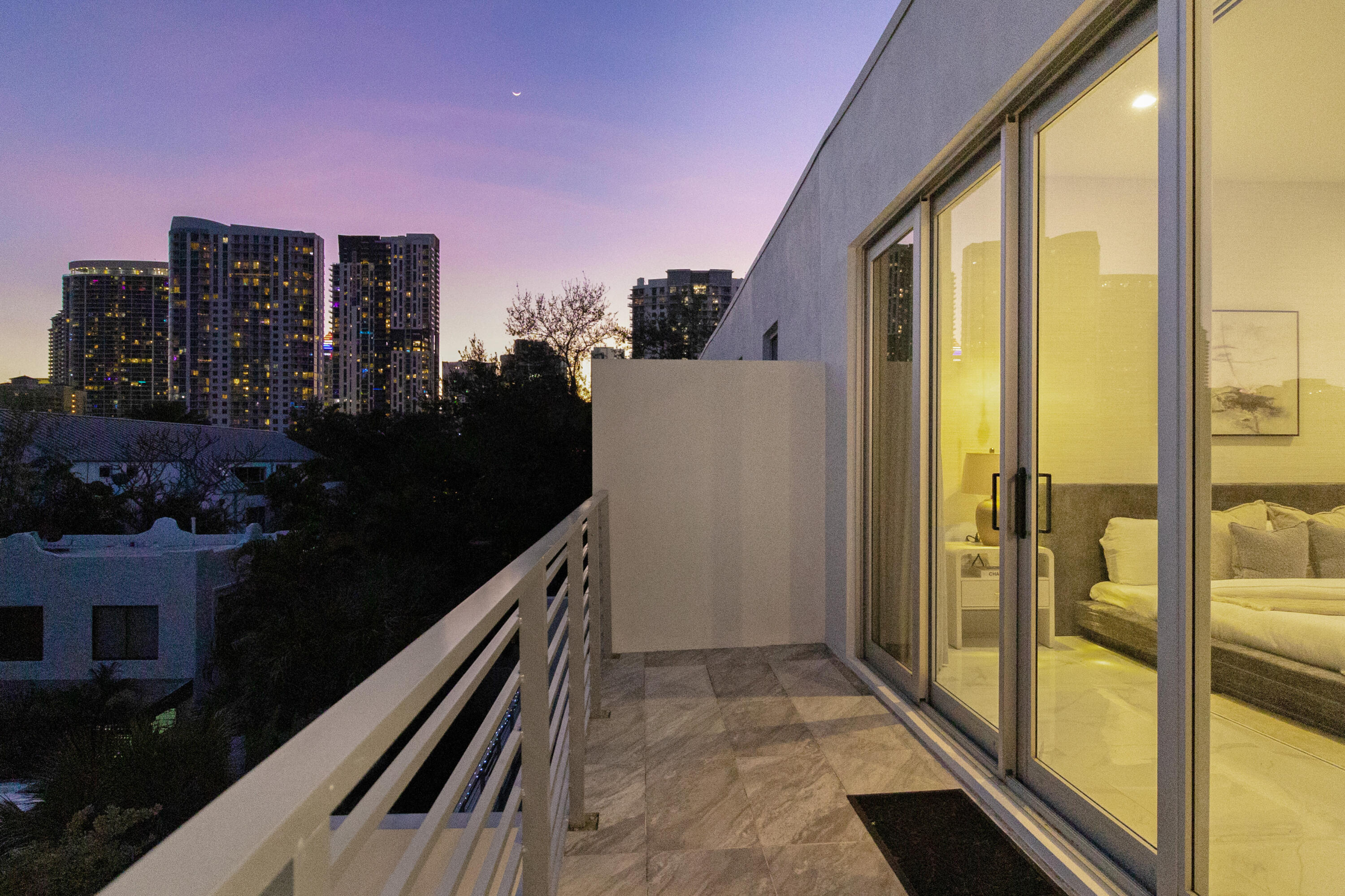 15 SE 11th Fort Lauderdale, FL 33301