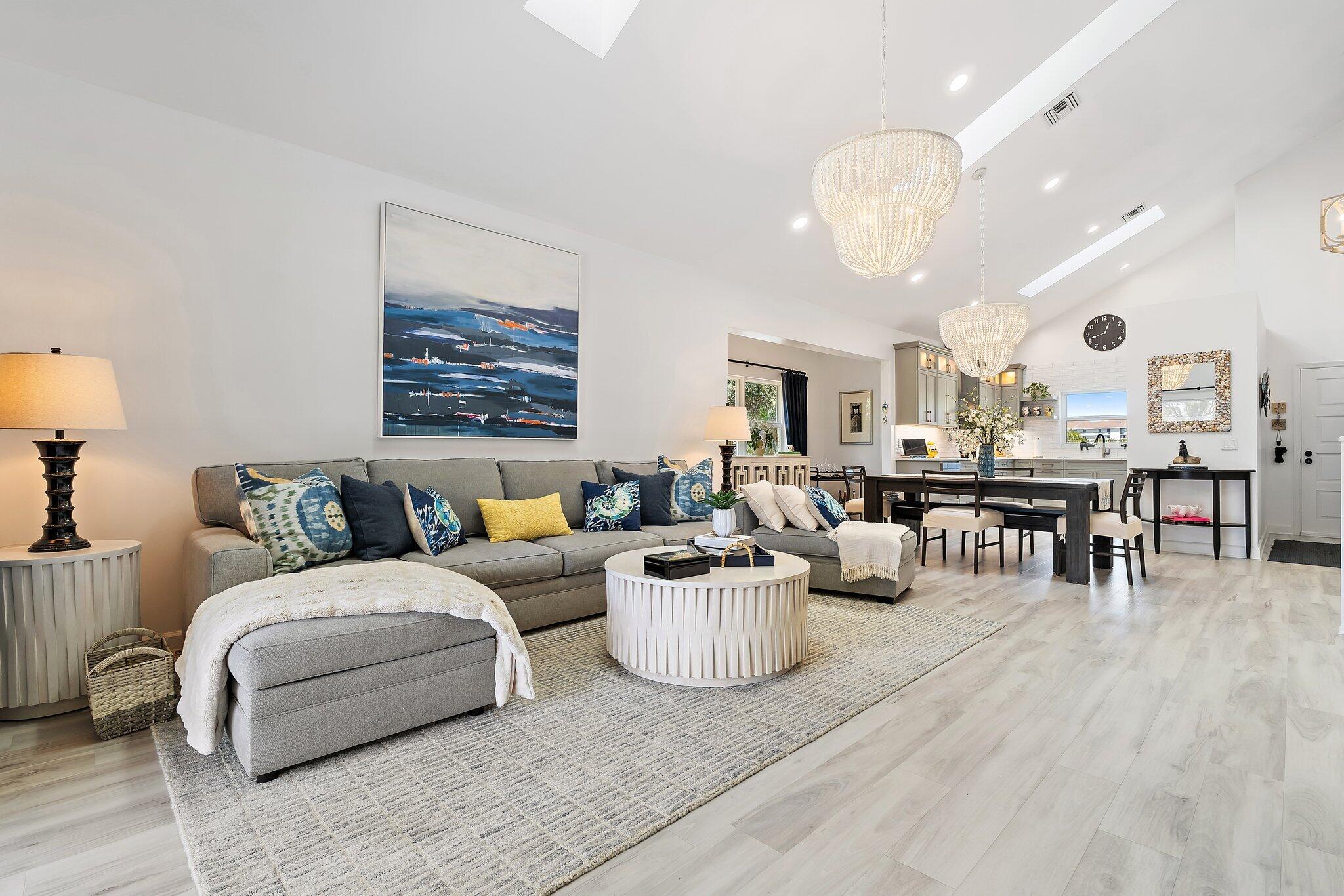 4161 S Us Hwy 1 #E3 Jupiter, FL 33477