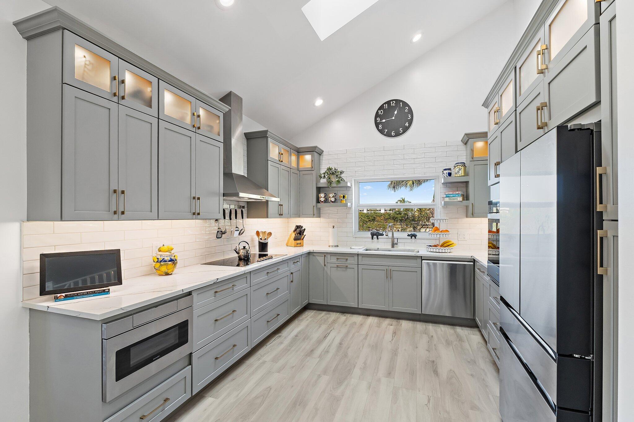 4161 S Us Hwy 1 #E3 Jupiter, FL 33477