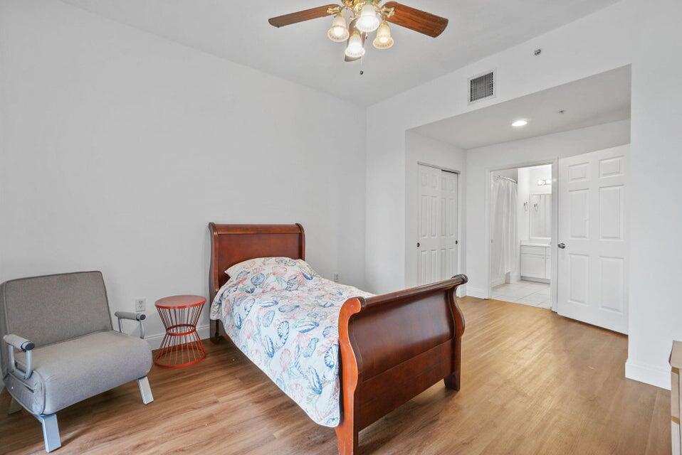 1200 Town Ctr #401 Jupiter, FL 33458