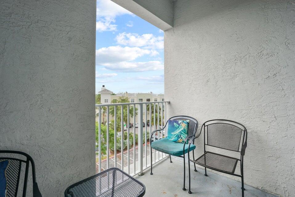 1200 Town Ctr #401 Jupiter, FL 33458