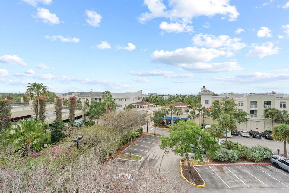 1200 Town Ctr #401 Jupiter, FL 33458