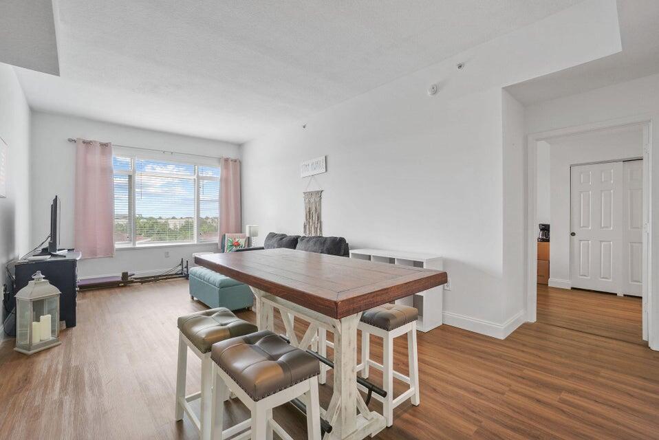 1200 Town Ctr #401 Jupiter, FL 33458