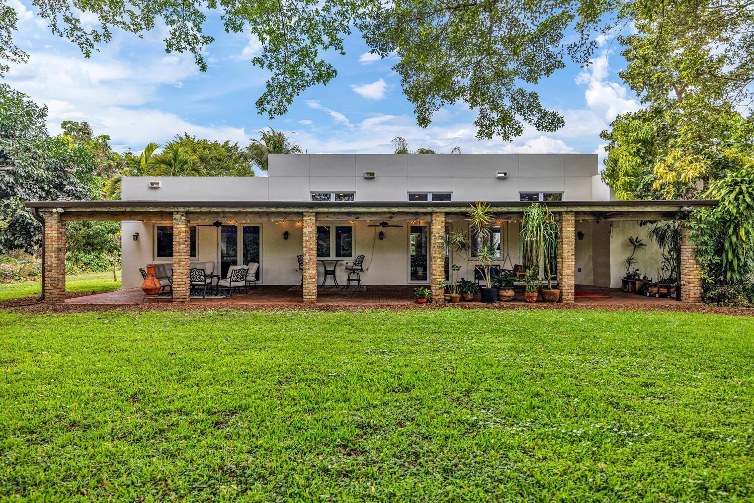 12301 SW 107th Miami, FL 33176