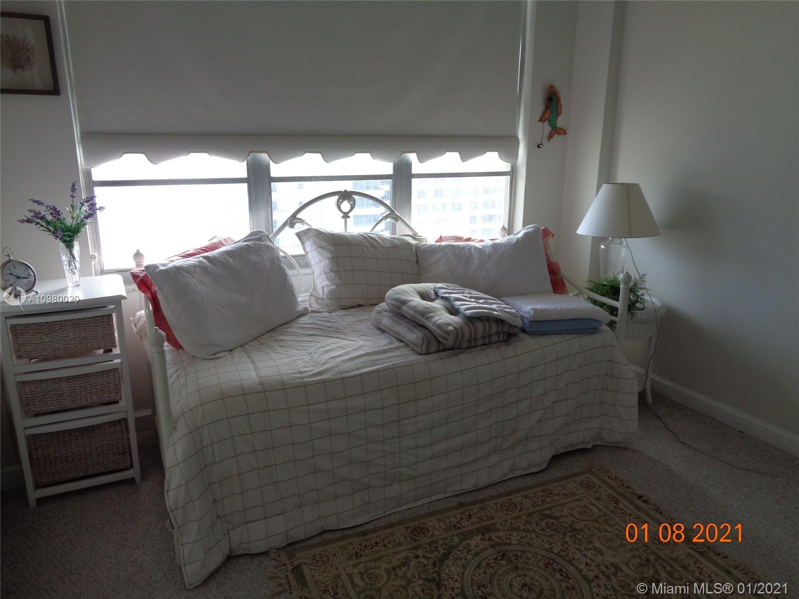 image 5600 CONDOMINIUM17