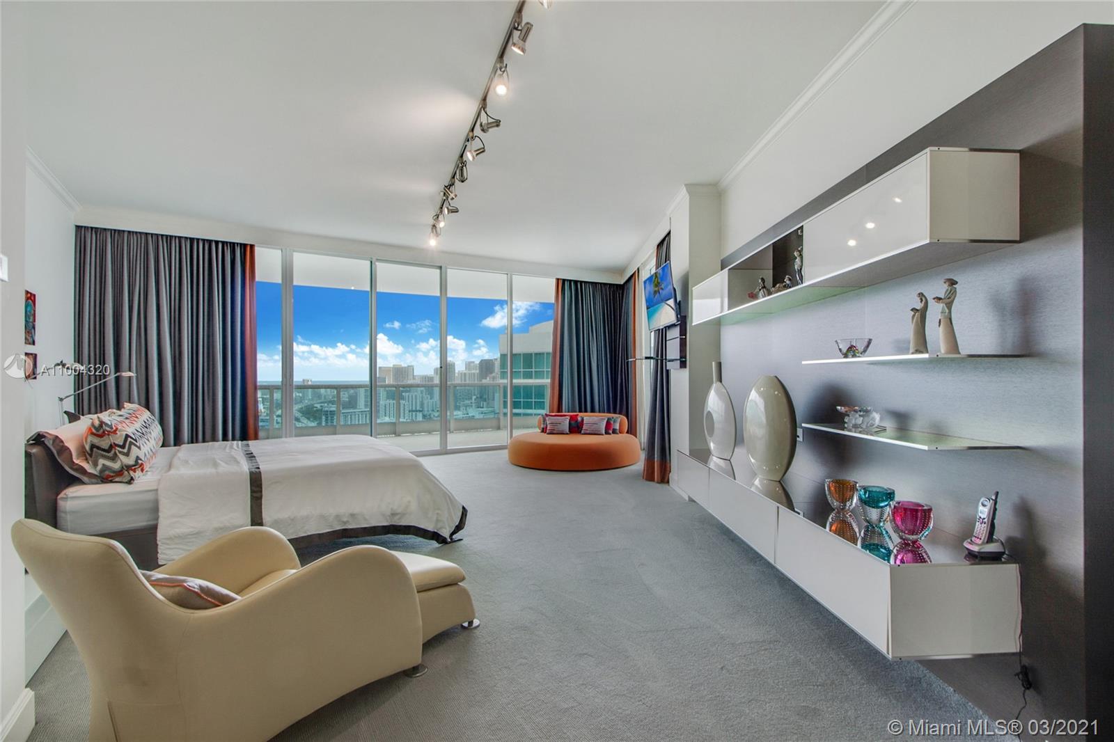 2127 Brickell Ave #3701 Miami, FL 33129