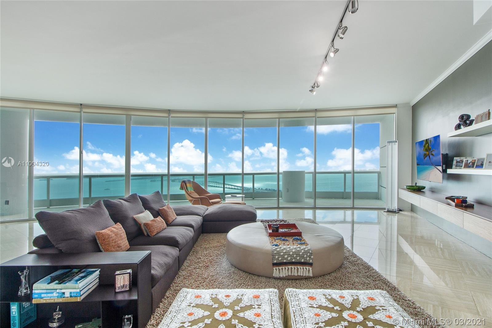 2127 Brickell Ave #3701 Miami, FL 33129