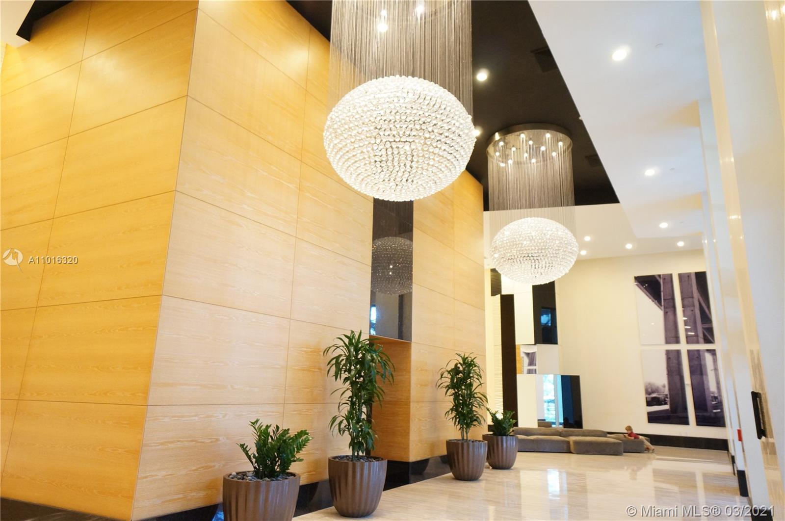 image The Plaza on Brickell East14
