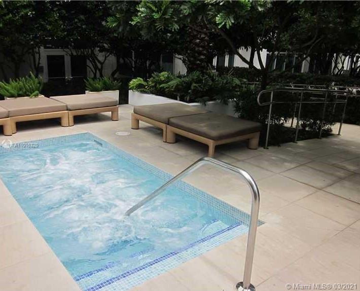 image The Plaza on Brickell East21