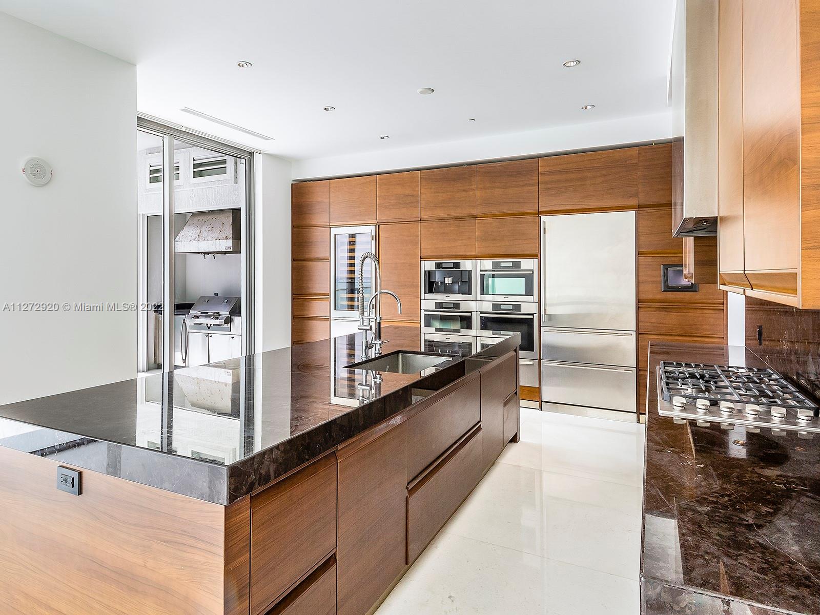 image Apogee South Beach4