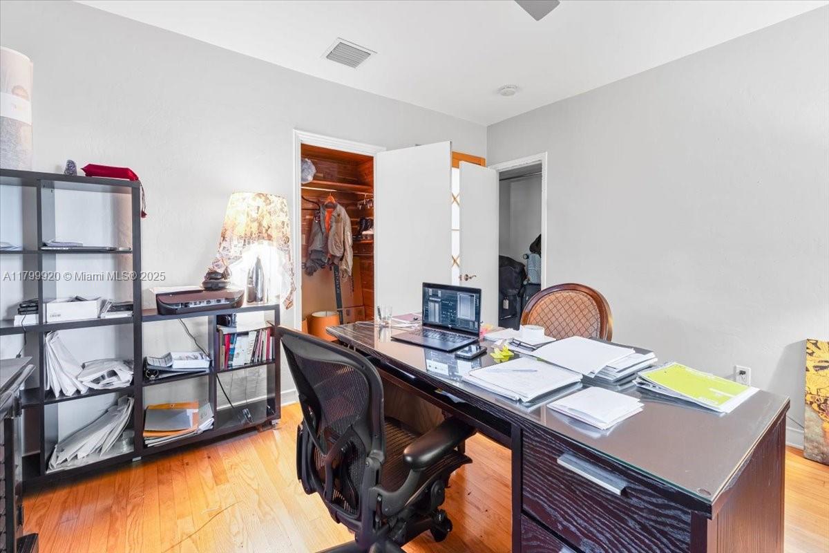 550 NE 94th St Miami Shores, FL 33138 550 NE 94th St Miami Shores, FL 33138