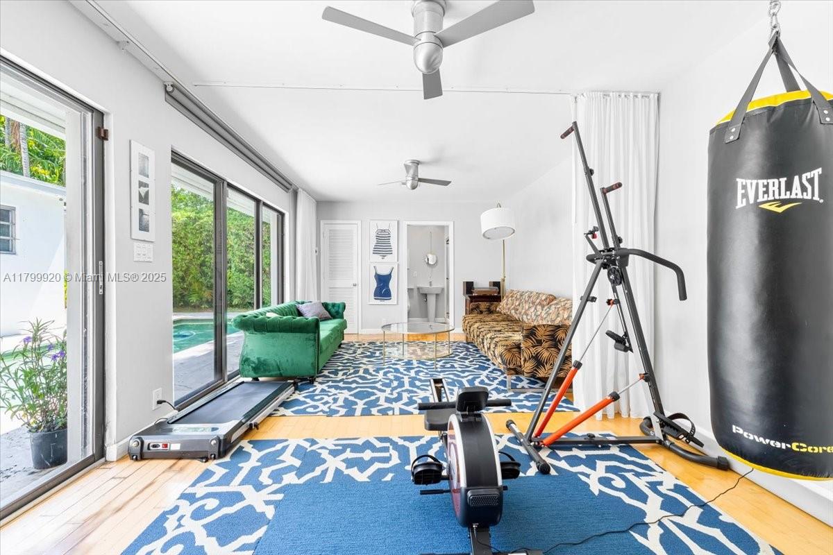 550 NE 94th St Miami Shores, FL 33138 550 NE 94th St Miami Shores, FL 33138