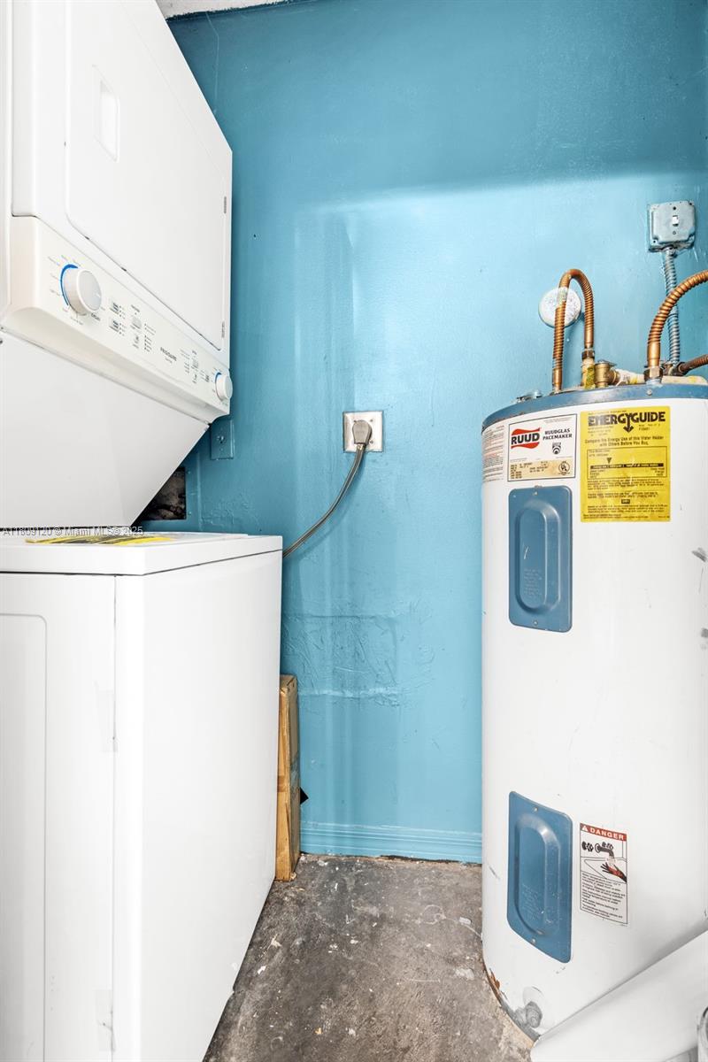 1020 SW 8th St #1020 Hallandale Beach, FL 33009