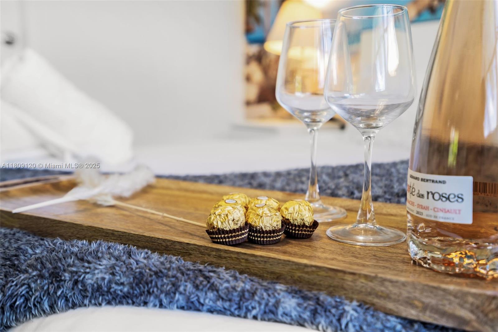 1020 SW 8th St #1020 Hallandale Beach, FL 33009