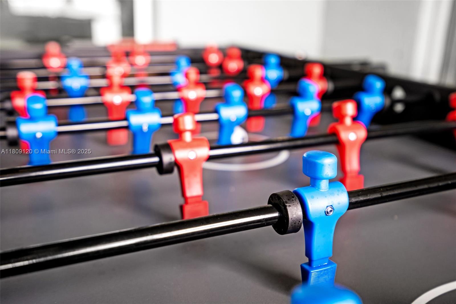 1020 SW 8th St #1020 Hallandale Beach, FL 33009