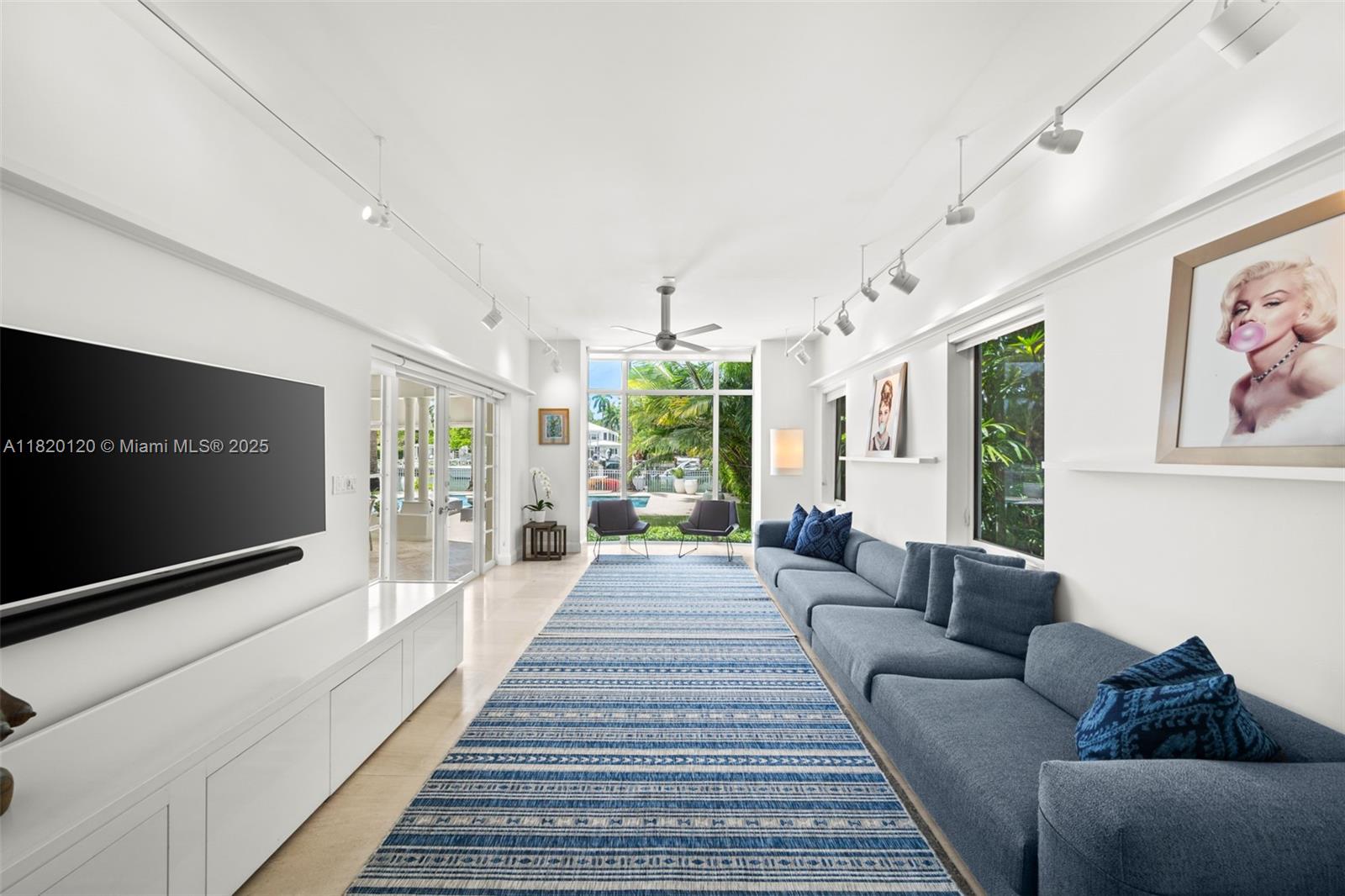 1839 W 24th St Miami Beach, FL 33140