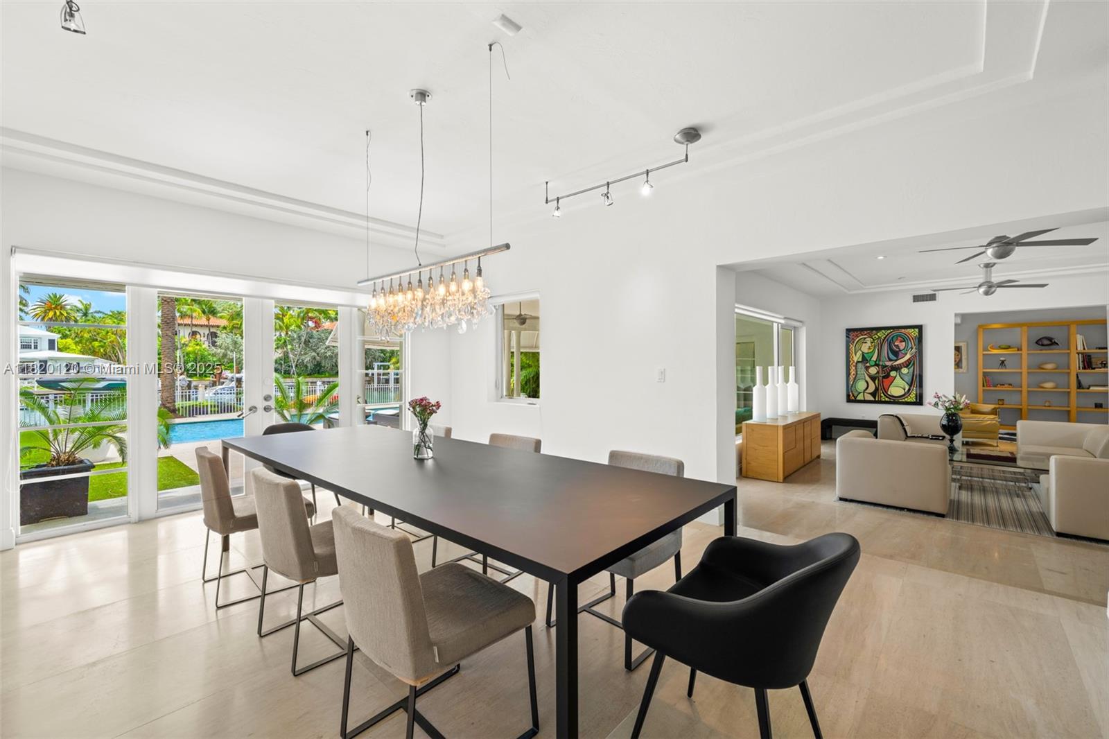 1839 W 24th St Miami Beach, FL 33140