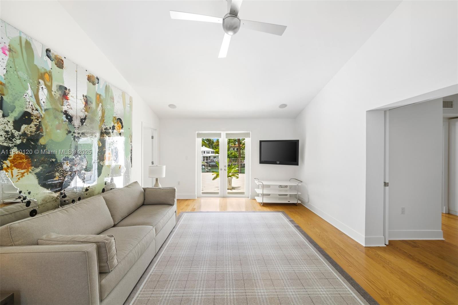 1839 W 24th St Miami Beach, FL 33140