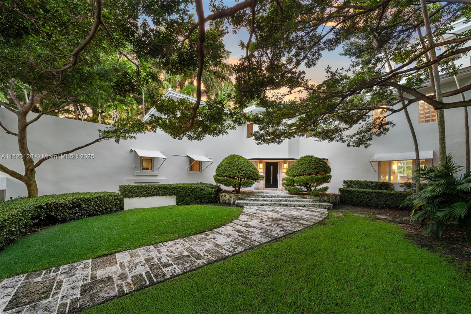 1839 W 24th St Miami Beach, FL 33140