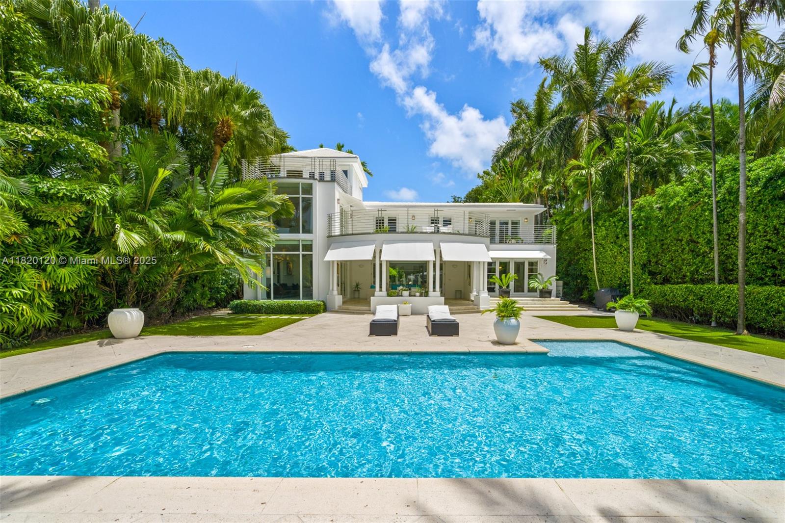 1839 W 24th St Miami Beach, FL 33140