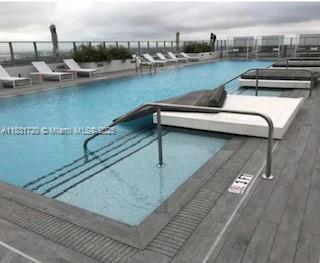 image Brickell 1018